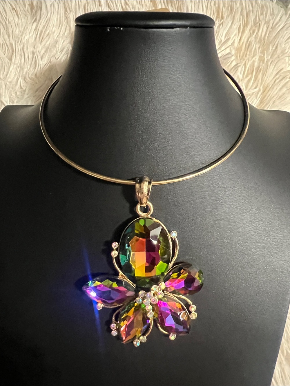 Nique Gold Choker with Multicolor Iridescent Crystal Flower Pendant